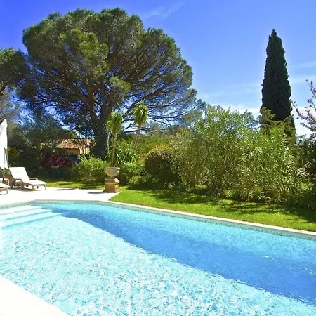 Ami - Raphael Comfortable Vila *
